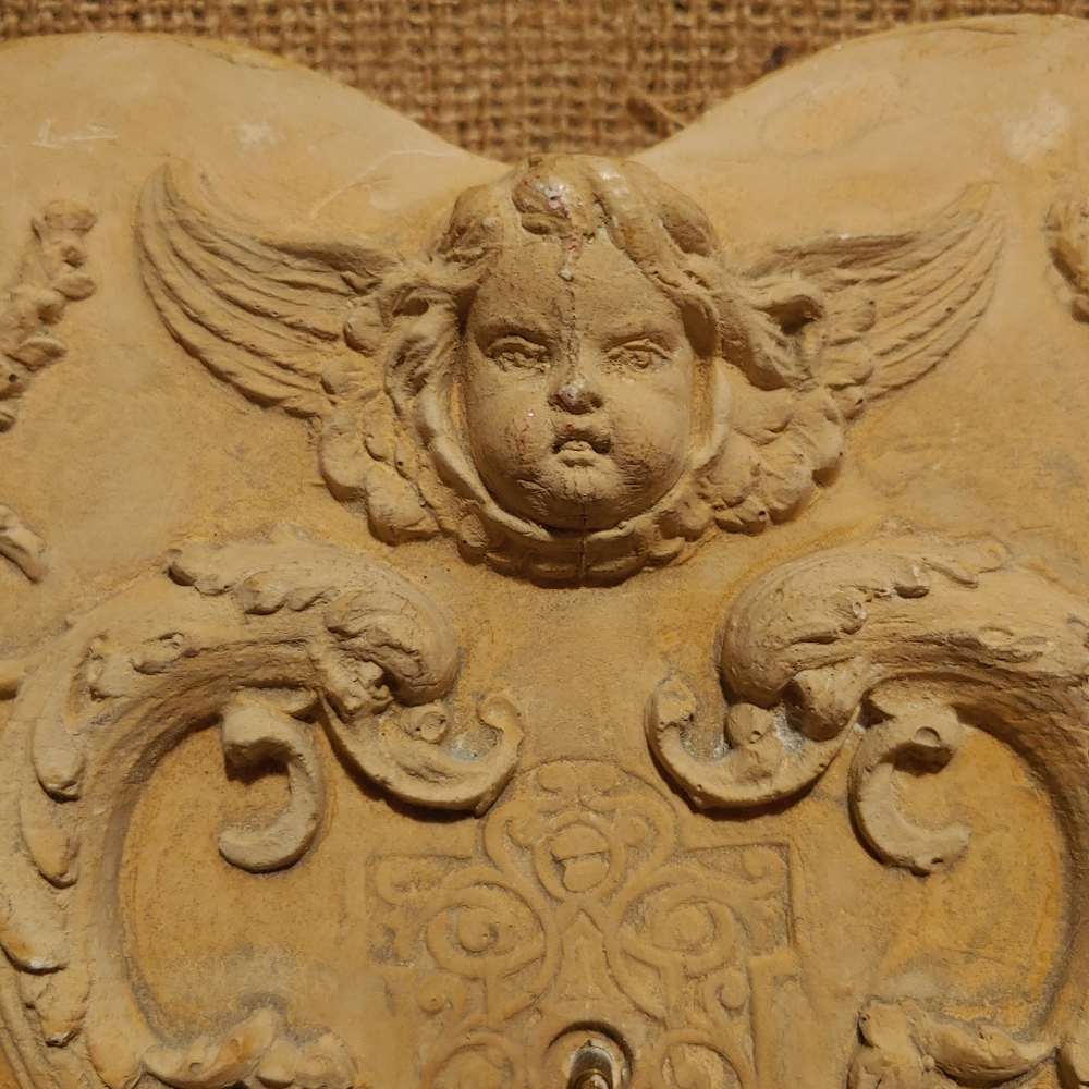 Angel sculpture - Picture 2 of 7